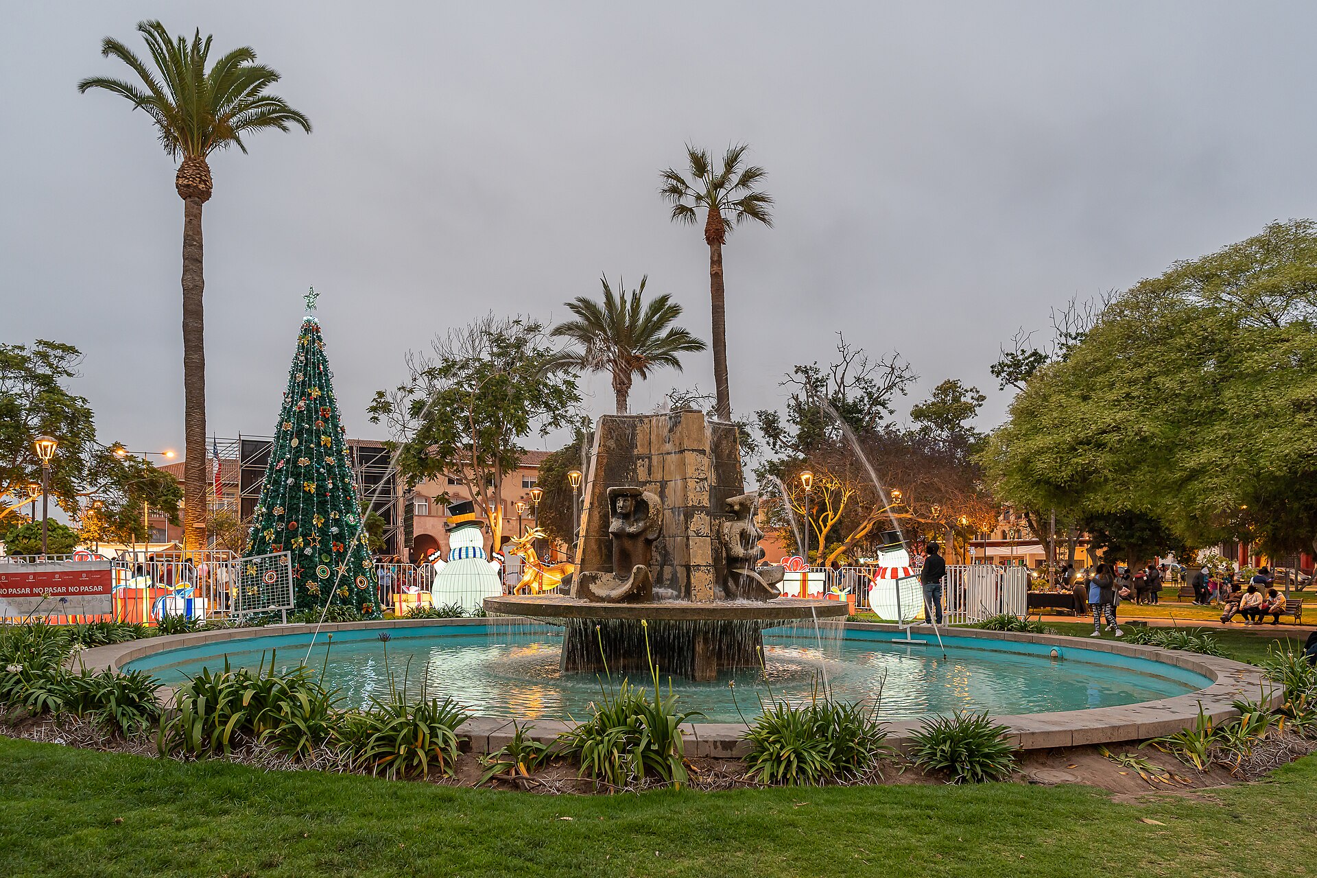 Fuente de agua en la Plaza de Armas de La Serena, Región de Coquimbo