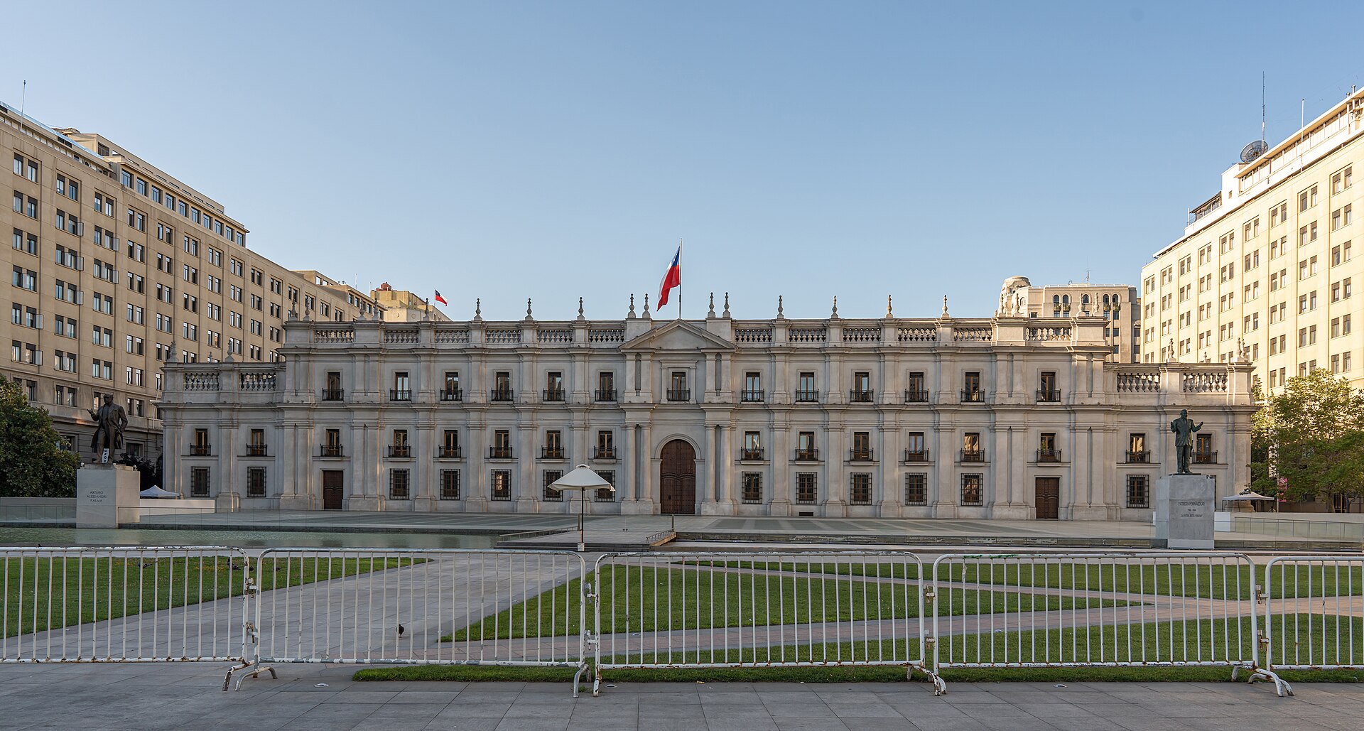 Fachada del Palacio de La Moneda en Santiago