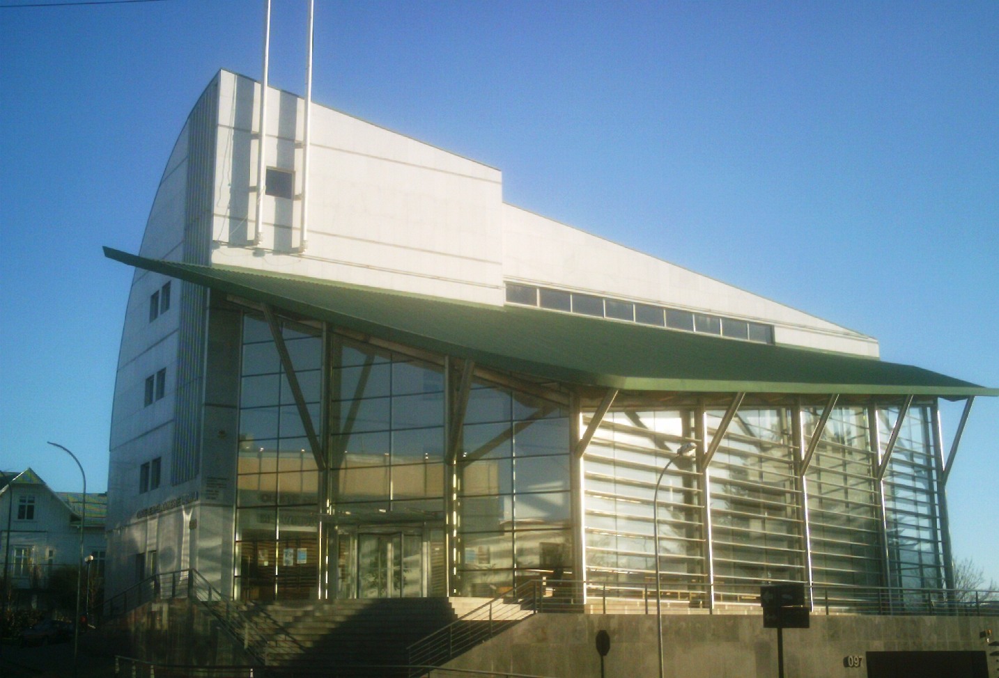 Edificio de la Corte de Apelaciones de Valdivia, en calle Yungay